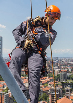 上海金慈實(shí)業(yè)有限公司，丙綸高強(qiáng)絲，丙綸色絲，丙綸中空絲，丙綸異形絲，丙綸夜光紗，高強(qiáng)丙綸絲，丙綸工業(yè)絲，丙綸熒光絲